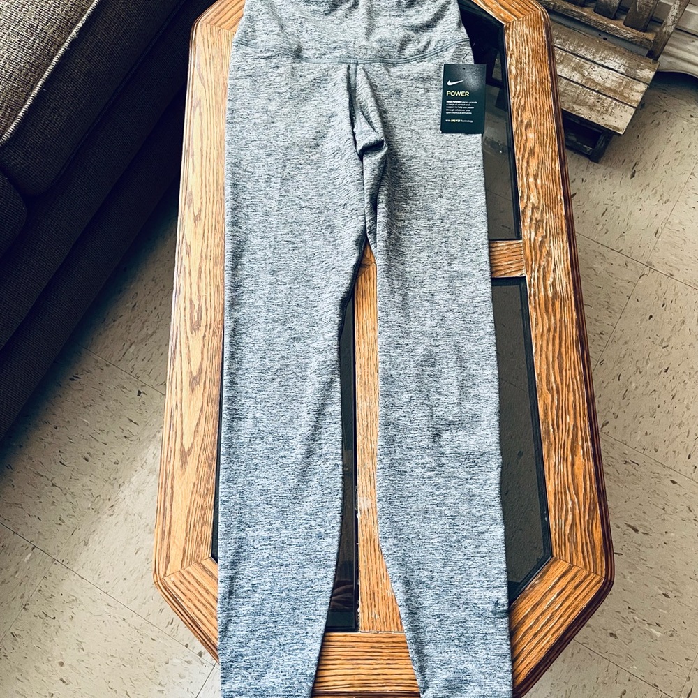 NWT Nike Dri Fit High Rise Full Length Leggings